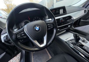 BMW Seria 5 G30-G31 Touring 520d 190KM 2019 BMW Seria 5 2.0D 190KM gwarancja LED AUTOMAT zarejestrowana BEZWYPADKOWY, zdjęcie 29