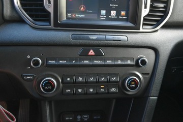 Kia Sportage IV SUV 1.7 CRDi 141KM 2018 Kia Sportage 1.7CRDi 141KM Automat 2018r. NAVi, zdjęcie 25