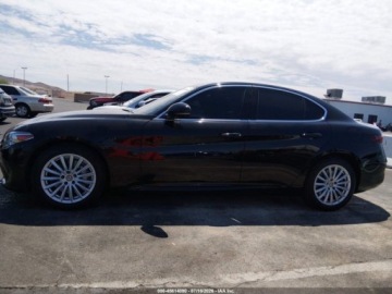 Alfa Romeo Giulia II Sedan Facelifting 2.0 Turbo 280KM 2021 Alfa Romeo Giulia Rwd 2021 2.0 Benzyna 280KM, zdjęcie 1
