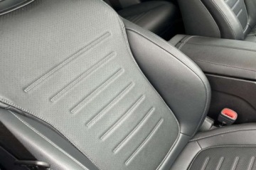 Mercedes GLC C254/X254 Coupe 2.0 200 204KM 2025 MERCEDES-BENZ GLC 200 4-Matic AMG Line 2.0 (204KM) 2025, zdjęcie 10