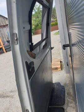 DVEŘE BOČNÍ POSUVNÉ IVECO DAILY VI