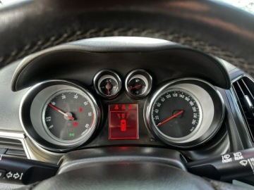 Opel Zafira C Tourer 2.0 CDTI ECOTEC 165KM 2015 Opel Zafira Climatronic Grzane Fotele Czujniki Nav, zdjęcie 15