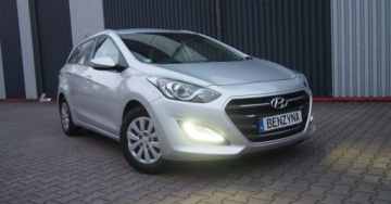 Hyundai i30 II Wagon Facelifting 1.4 MPI 100KM 2017 Hyundai i30 Benzyna Kombi 100KM NAVIgacja Kamera Cofania 1.4 Benzyna, zdjęcie 17