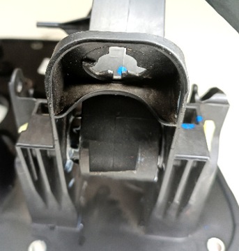 ПЕДАЛЬ поврежденные детали донор СЦЕПЛЕНИЕ + ТОРМОЗ IVECO DAILY 2006-