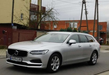 Volvo V90 II Kombi 2.0 D3 150KM 2018 Volvo V90 Volvo V90 D3 SCR Momentum Pro