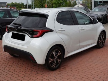Toyota Yaris IV Hatchback Facelifting 1.5 Hybrid Dynamic Force 116KM 2025 Style 1.5 Hybrid 116KM | Podgrzewane fotele!, zdjęcie 3