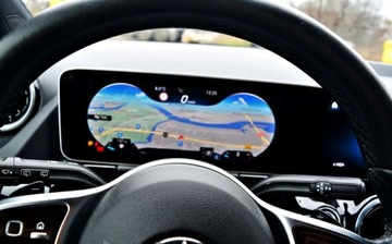 Mercedes Klasa B W247 Sports Tourer 2.0 B200d 150KM 2019 Mercedes-Benz Klasa B 2.0 Diesel Full Led Asystent Hej Mercedes, zdjęcie 4