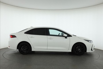 Toyota Corolla XII Sedan 1.6 Valvematic Dual VVT-i 132KM 2019 Toyota Corolla 1.6 Valvematic, Salon Polska, zdjęcie 5