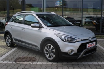 Hyundai i20 II Active 1.4 100KM 2017 HYUNDAI i20 Active 1.4 benzyna, zdjęcie 2