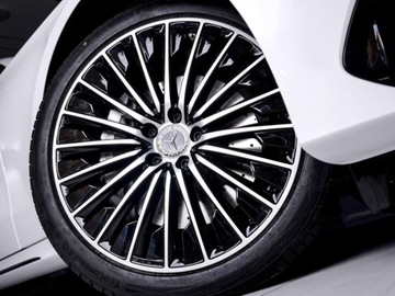 Mercedes Klasa E W214 Sedan 2.0 220d 197KM 2025 E Klasa 220 d 4-Matic AMG 2.0 (197KM) 2025, zdjęcie 6