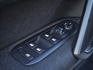 Peugeot 308 II Hatchback Facelifting 1.5 BlueHDI 130KM 2021 Peugeot 308 1WŁ. SalonPL FV23% Virtual Cockpit Czu, zdjęcie 13