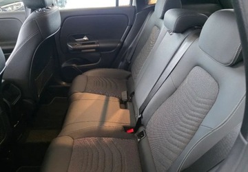 Mercedes GLA II Off-roader Facelifting 1.3 200 163KM 2024 Mercedes-Benz GLA Salon Polska polroczny 1.3 Benzyna 163KM, zdjęcie 11