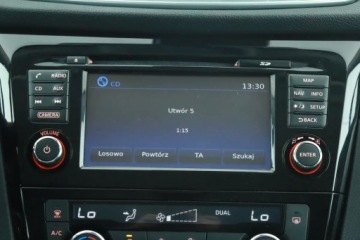 Nissan Qashqai II Crossover 1.2 DIG-T 115KM 2017 Nissan Qashqai 1.2 DIG-T, Salon Polska, Navi, zdjęcie 8