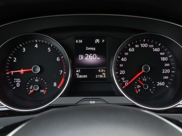 Volkswagen Passat B8 Limousine 1.8 TSI BlueMotion Technology 180KM 2017 VW Passat 1.8 TSI, Salon Polska, 1. Właściciel, zdjęcie 10