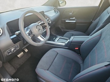 Mercedes GLA II Off-roader Facelifting 1.3 200 163KM 2024 Mercedes-Benz GLA Mercedes-Benz GLA 1.3 Benzyna 163KM, zdjęcie 10