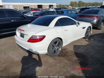 Mercedes SLK R172 2015 Mercedes-Benz SLK 2015 r., 3,5L SLK 350 3.5 Benzyna 302KM, zdjęcie 2