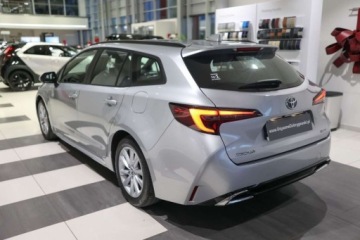 Toyota Corolla XII TS Kombi Facelifting 1.8 Hybrid 140KM 2024 Toyota Corolla 1.8 Hybrid Comfort 1.8 Hybryda 140KM, zdjęcie 3