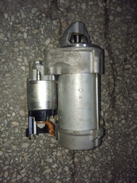 MERCEDES 906 W204 W212 2.2CDI STARTÉR JAKO NOVÝ