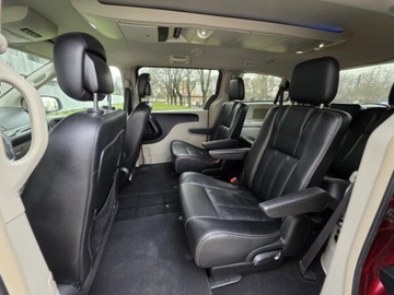 Chrysler Town &amp; Country V 2015 town chrysler Touring V6 3.6l benzyna 283KM Dokumentacja Zadbany, zdjęcie 17