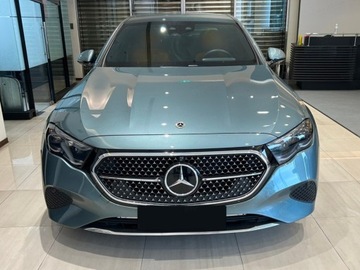Mercedes Klasa E W214 Sedan 2.0 200 204KM 2025 E Klasa 200 4-Matic Avantgarde 2.0 (204KM) 2025, zdjęcie 1