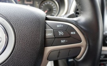 Jeep Cherokee V Terenowy 2.0 MJD 140KM 2014 Jeep Cherokee 2.0Multijet 140KM 4x4 4WD Zero korozji Navi LED Klimatronik, zdjęcie 22