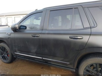  GMC Yukon Denali Ultimate, 2023r., 4x4, 6.2L 6.2 Benzyna 420KM, zdjęcie 7