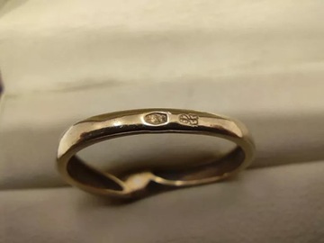 НЕЖНОЕ ЗОЛОТОЕ КОЛЬЦО 333 Р.14