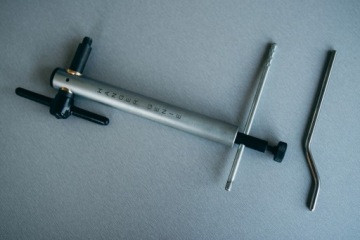 UNIOR 1602/5 Устройство для регулировки переключателей