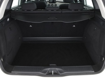 Mercedes Klasa B W246 Sports Tourer Facelifting 1.6 180 BlueEFFICIENCY Edition 122KM 2017 Mercedes B 180 navi klima grzane fotele czujniki, zdjęcie 19