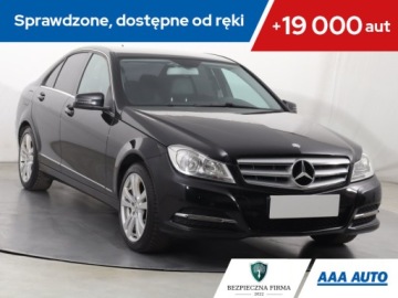 Mercedes Klasa C W205 Limuzyna 180 156KM 2013 Mercedes C C 180, Skóra, Navi, Klima, Klimatronic