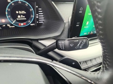 Skoda Octavia IV Kombi Plug-in 1.4 TSI iV Plug-In Hybrid 204KM 2021 Skoda Octavia serwis ASO 1.4hybryda 204KM bezwypadkowy pakiety SmartLink h, zdjęcie 23