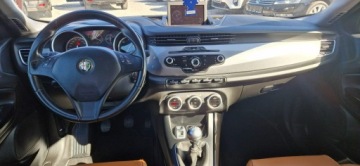 Alfa Romeo Giulietta Nuova II Hatchback 5d 1.6 JTD 16v 105KM 2011 Alfa Romeo Giulietta Jeden Właściciel, zdjęcie 33