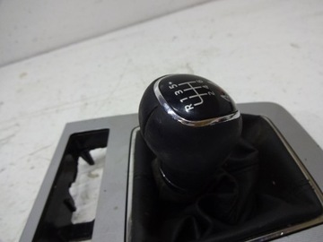 РУЧКА СИЛЬЧИКА 4X4 SKODA OCTAVIA III