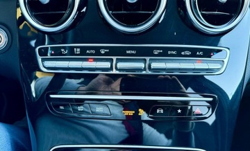 Mercedes GLC C253 SUV Facelifting 2.0 300d 245KM 2021 Mercedes GLC 300 AMG,4-Matic,Pneumatyka, zdjęcie 19