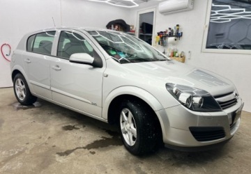 Opel Astra H Cabrio 1.6 ECOTEC 115KM 2006 Opel Astra 1.6 benzyna 1 wlasciciel Serwisowany 1.6 Benzyna 115KM, zdjęcie 3