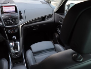 Opel Zafira C Tourer 2.0 CDTI ECOTEC 165KM 2014 Opel Zafira 2.0 CDTI, 162 KM, Automat, 7 miejsc, zdjęcie 7