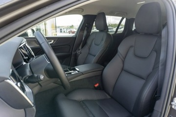 Volvo V60 II  Kombi Plug-In Facelifting 2.0 T6 350KM 2025 Volvo V60 YV1ZWH4V4S2662689, zdjęcie 15