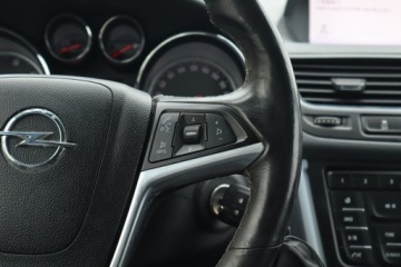 Opel Mokka I SUV 1.7 CDTI ECOTEC 130KM 2014 Opel Mokka 1.7 CDTI, Skóra, Xenon, Bi-Xenon, zdjęcie 17