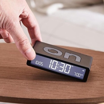 LEXON Flip Classic Будильник Черный