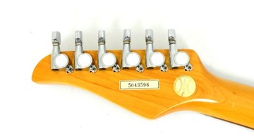 Kramer Striker 300 ST Красная электрогитара