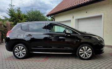 Peugeot 3008 I Crossover Facelifting 1.2 PureTech 130KM 2016 Peugeot 3008 Filmik VIDEO Head UP Panorama Navi Kamera Cofania 1.2 130KM, zdjęcie 3