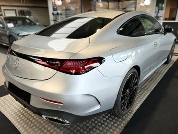 Mercedes 2024 300 4-Matic AMG Line Coupe 2.0 (258KM) 2024, zdjęcie 2