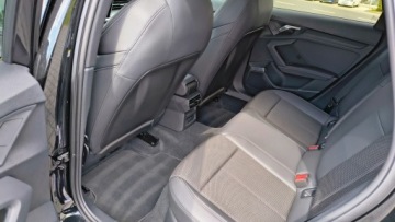 Audi A3 8Y Sportback 2.0 40 TFSI 190KM 2023 Audi A3 Sportback 2.0TFSI 190KM 4x4 S-Line S-Troni, zdjęcie 9