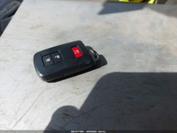 Toyota RAV4 IV 2017 Toyota RAV4 2017 TOYOTA RAV4 HYBRID XLE 2.5 Hybryda 150KM, zdjęcie 10