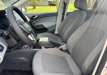 Seat Ibiza IV Hatchback 5d 1.4 MPI 85KM 2010 Seat Ibiza 1.4 Benzyna 86KM, zdjęcie 17
