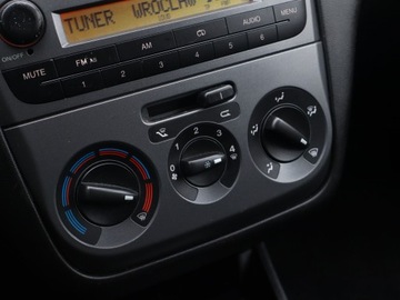 Fiat Linea Sedan 1.4 T-Jet 16v 120KM 2008 Fiat Linea 1.4 T-Jet, Klima ,Bezkolizyjny,ALU, zdjęcie 14