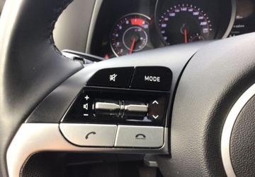 Hyundai Elantra VII Sedan 1.6 MPI 123KM 2021 Hyundai Elantra wersja 1.6 Smart, Multifunkcyjna kierownica, Czujniki park, zdjęcie 16