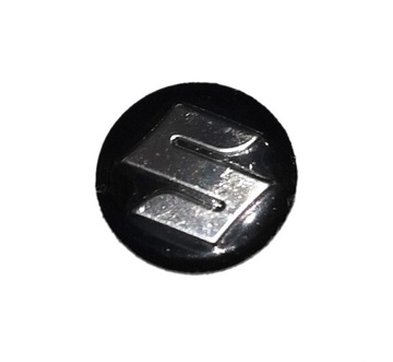 NAKLEJKA NA KLUCZYK I INNE EMBLEMAT SUZUKI 14mm