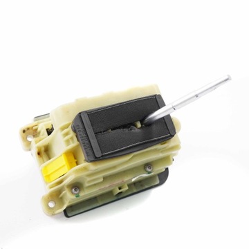 Mercedes-Benz W204 Рычаг переключения передач A2042673124