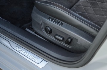 Skoda Superb III Kombi Facelifting 2.0 TDI SCR 200KM 2021 Skoda Superb 2.0 TDI SCR Sportline DSG, zdjęcie 9